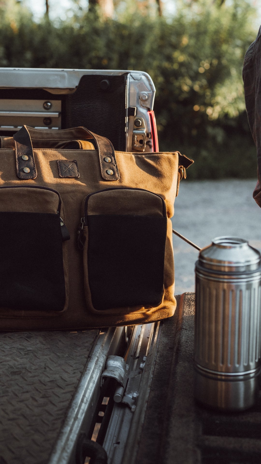 OUR NEWEST MESSENGER BAG.
