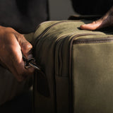 Anton - Waxed Canvas Messenger Bag - Green